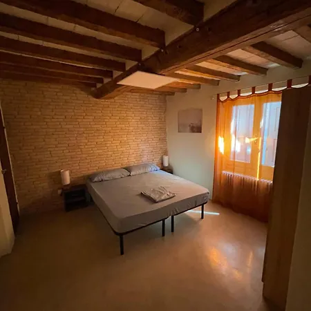 Attic In The Old Town 公寓